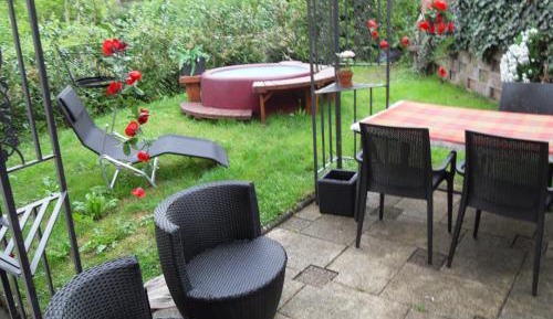 Single Room with Private External Bathroom