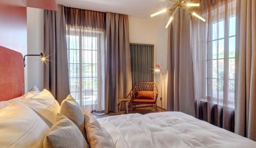 Junior Suite with Terrace and Lake View