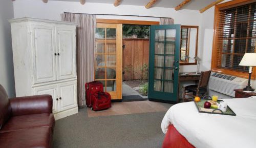 Cottage with Garden View