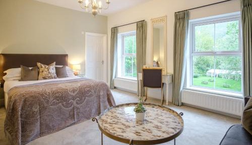 Deluxe Double Room with Shower