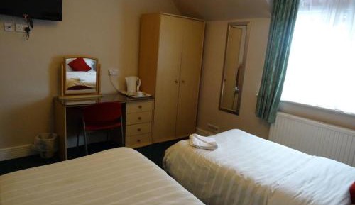 Twin Room with Shared Bathroom