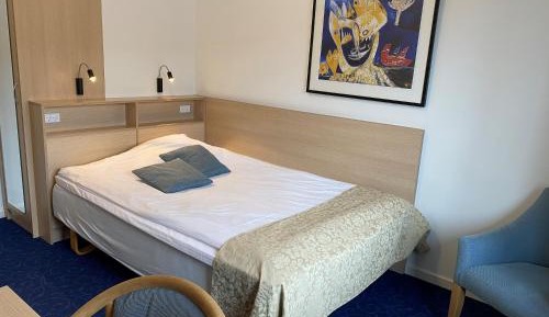 Queen Room with140 cm-wide bed