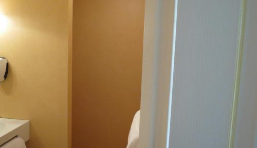 Family Room (2 Adults + 2 Children)