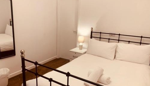 Double Room or Twin Option with Ensuite