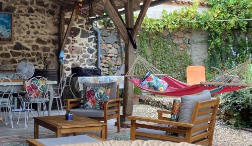 Deluxe Double Room with Shower