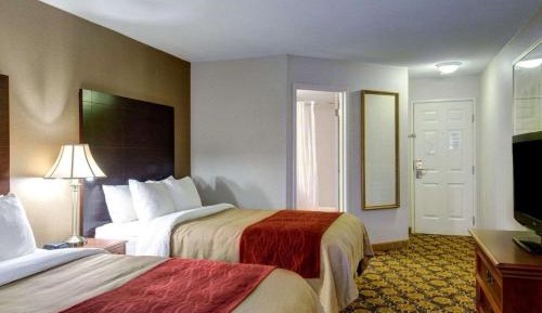 Queen Room - Non-Smoking