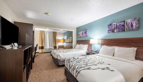 Suite with Two Double Beds and Sofa Bed - Non Smoking