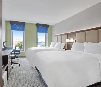 Queen Room with Two Queen Beds - Non-Smoking