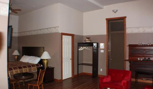 King Suite with Balcony