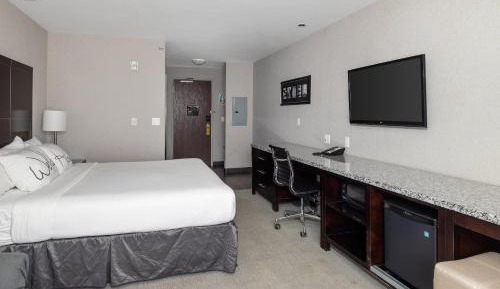 King Room - Non-Smoking