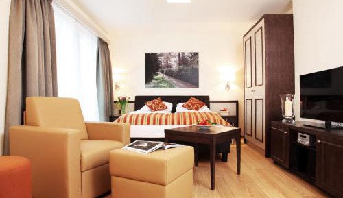 Studio Penthouse Apartment