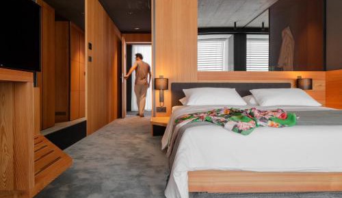 Superior King Room