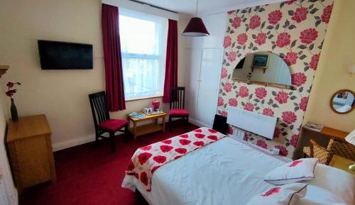 Double Room with Private Bathroom