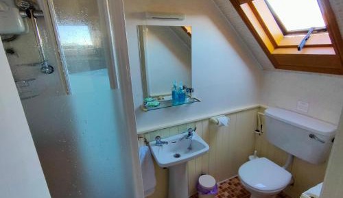 Double or Twin Room with Private Bathroom