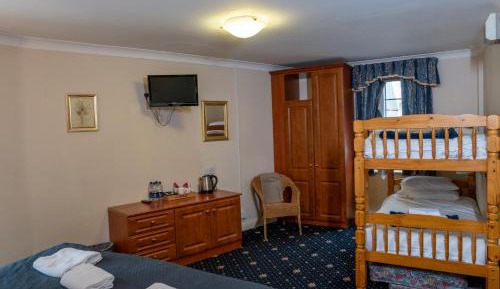 Family Room with Private Bathroom