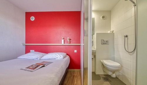 Double Room (Towels, Wifi, TV)