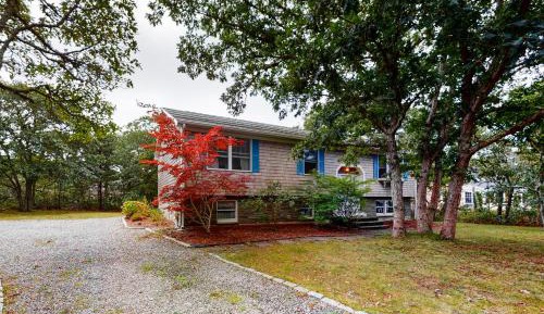 Three-Bedroom Vacation Home 