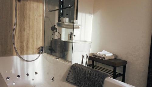 Deluxe One-Bedroom Apartment with Garden View