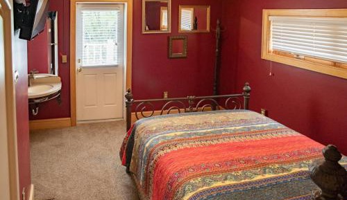 Queen Suite