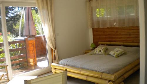 Bungalow with Terrace - Bamboo