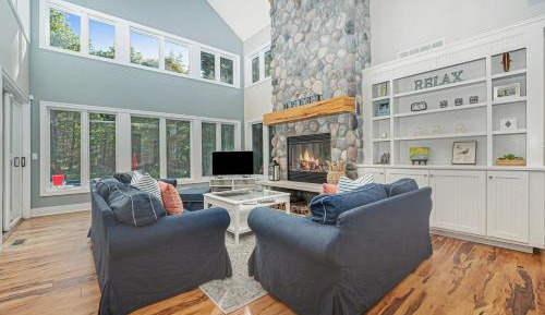 Three-Bedroom Vacation Home 
