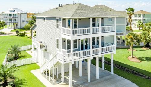 Four-Bedroom Vacation Home