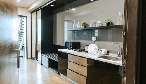 Two-Bedroom Apartment with Sea View