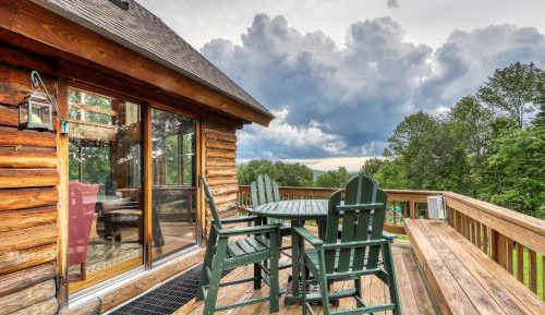 Three-Bedroom Vacation Home 