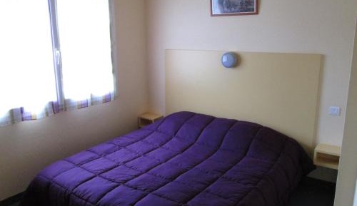 One-Bedroom House (3 People)