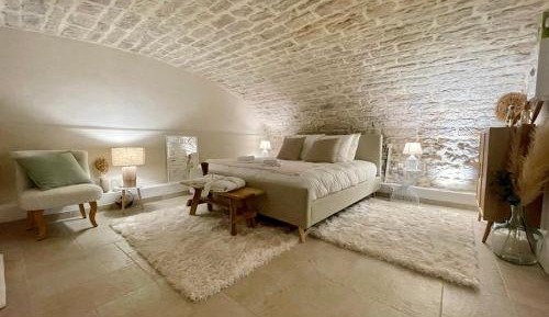 King Suite with Spa Bath