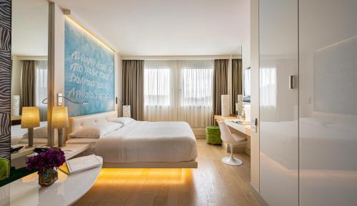 Premium Room