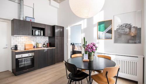Two-Bedroom Apartment (E)