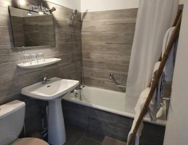 Triple Room with Lake View