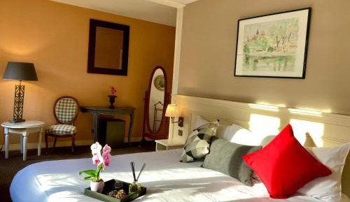 Suite with Garden View