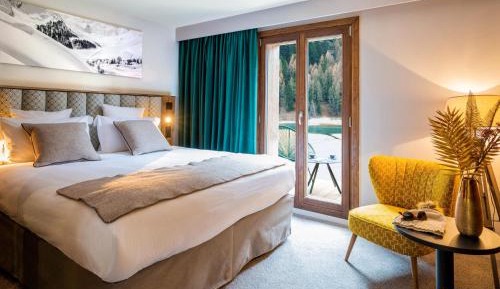 Double Room with Mountain View