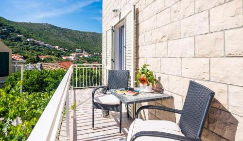 Superior Double Room with Balcony and Garden View