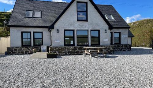 Three-Bedroom Vacation Home 