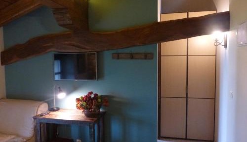 Deluxe Double Room with Sofa Bed (2 Adults + 1 Child) hasta 12 años