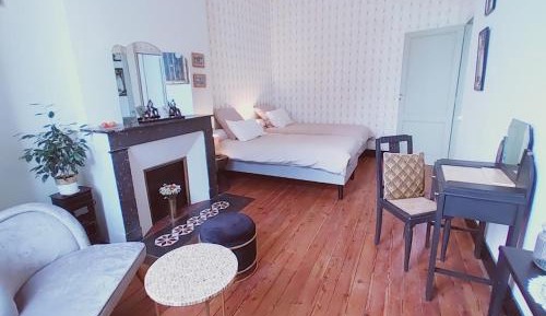 Double or Twin Room with Bathroom