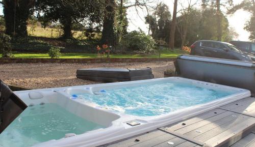 Deluxe Super King with luxury spa en-suite