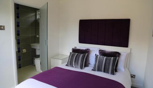 Classic Double Room with Shower