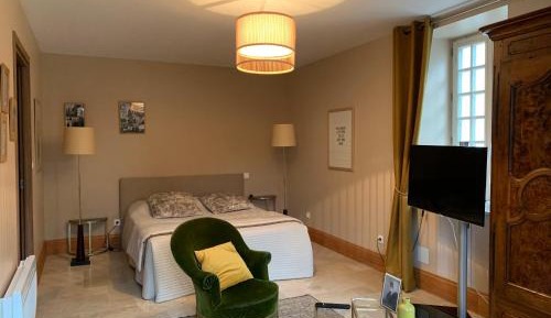 Queen Room with Garden View