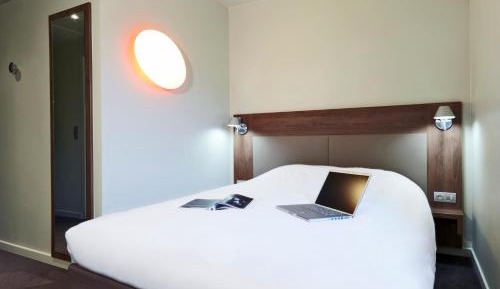 1 Single Bed - Room Next Generation