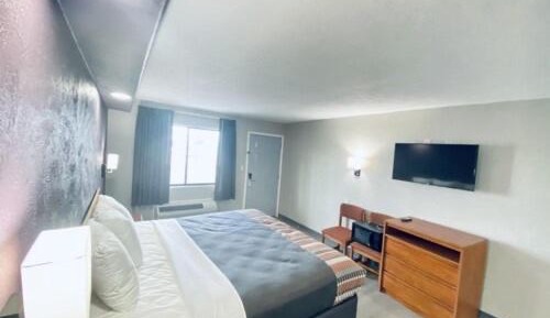 King Room - Non-Smoking