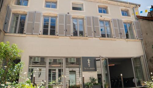 Superior Studio