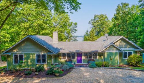 Four-Bedroom Vacation Home