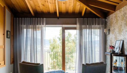 King Room with Mountain View