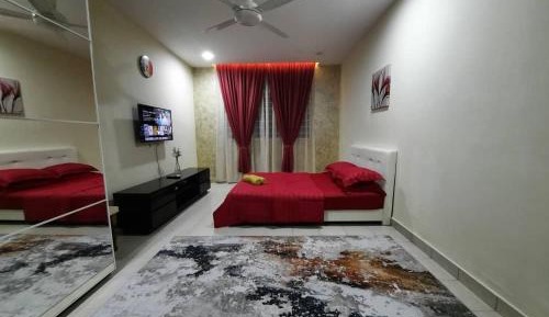 Apartment with Lake View