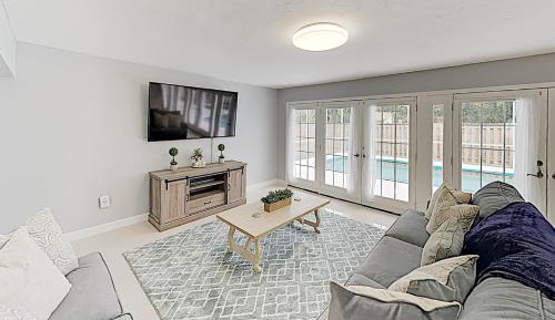 Four bedroom holiday home 