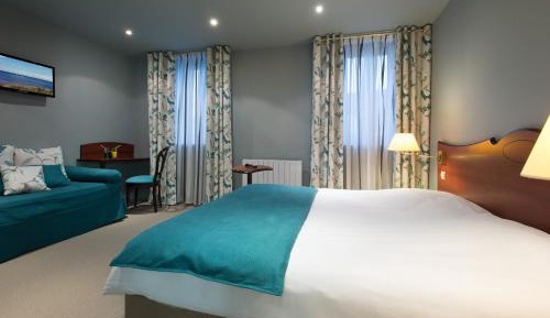 Superior Room with Bath